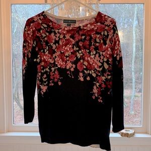 NWOT womens sweater